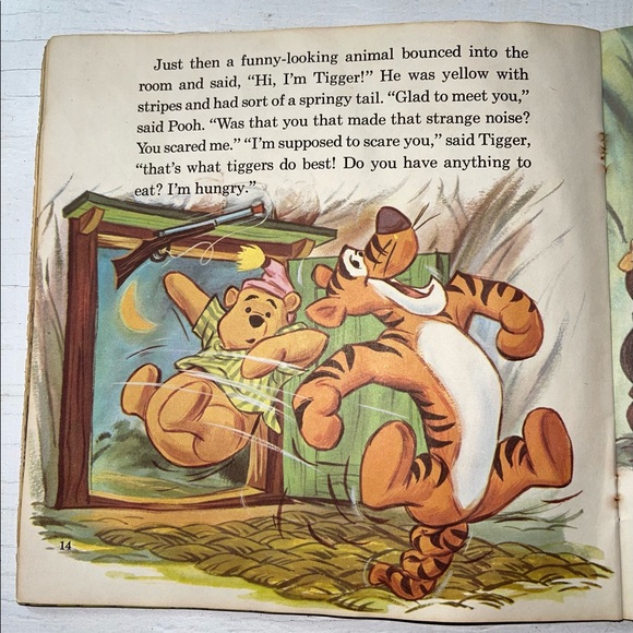 Walt Disney Presents Winnie The Pooh And The Blustery Day Record And Book Read - Picture 9 of 12